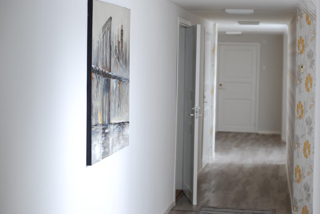 Suviste Guesthouse Kuressaare Extérieur photo